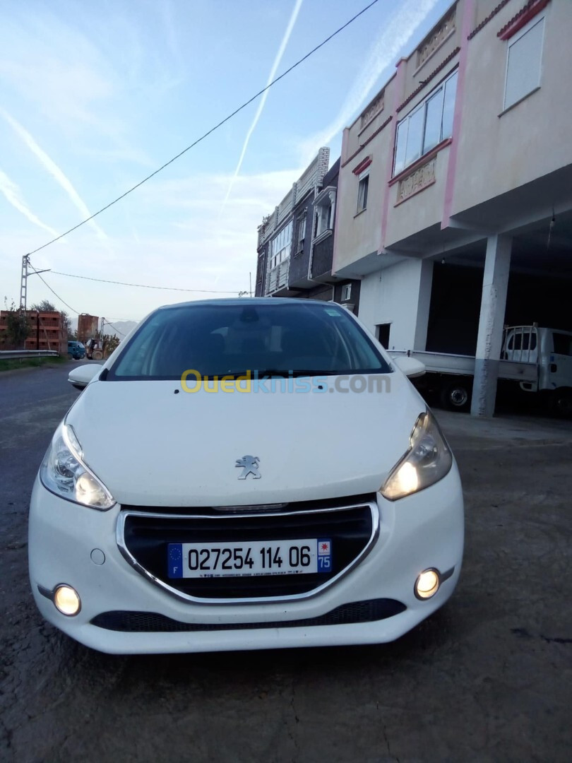 Peugeot 208 2014 Allure