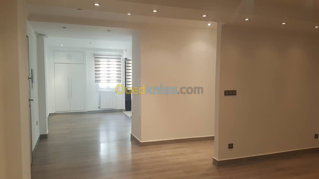 Location Appartement F3 Alger Ben aknoun