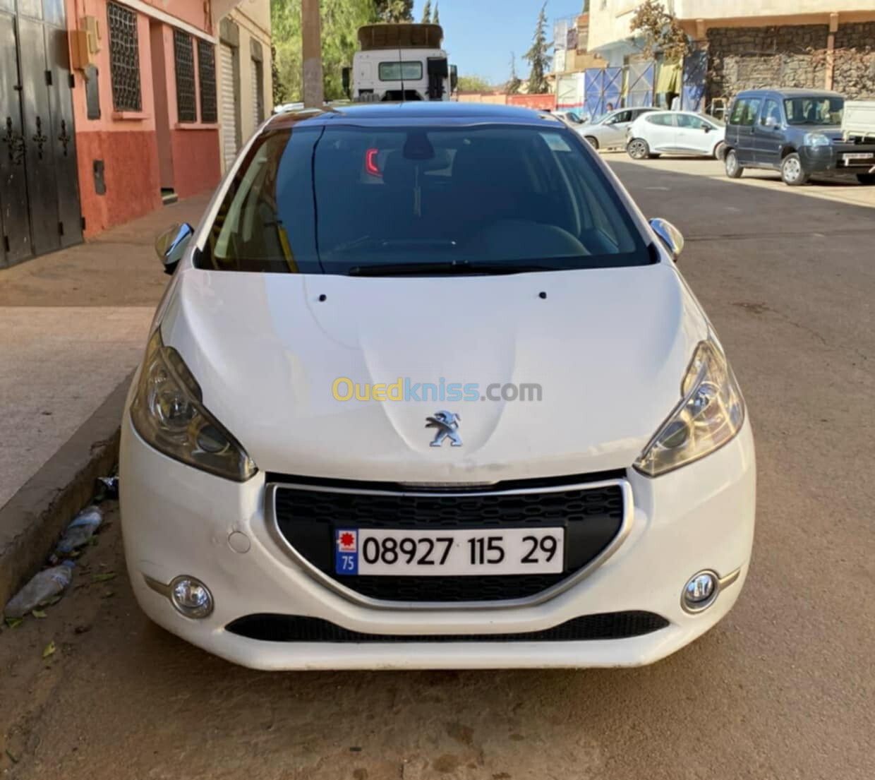 Peugeot 208 2015 Allure