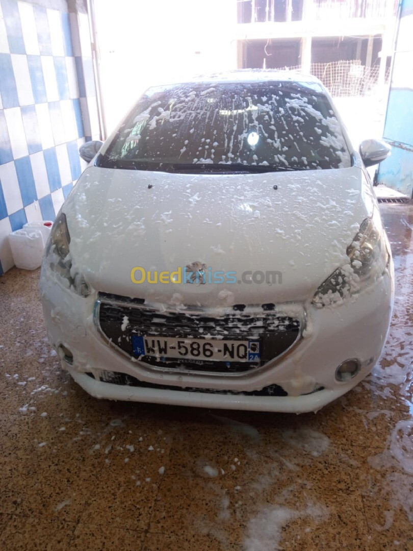 Peugeot 208 2013 Allure