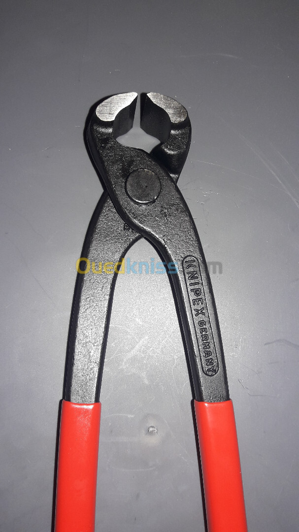 Tenaille russe ( koulab) , marque knipex, Re : 99 01 250, made in germany .