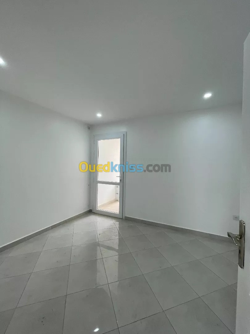 Vente Appartement F3 Alger Bordj el bahri