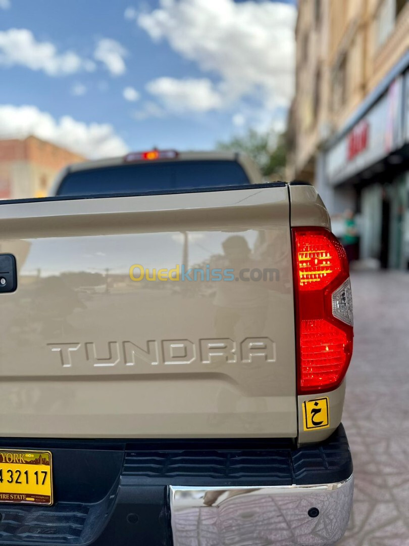 Toyota Tundra 2021 