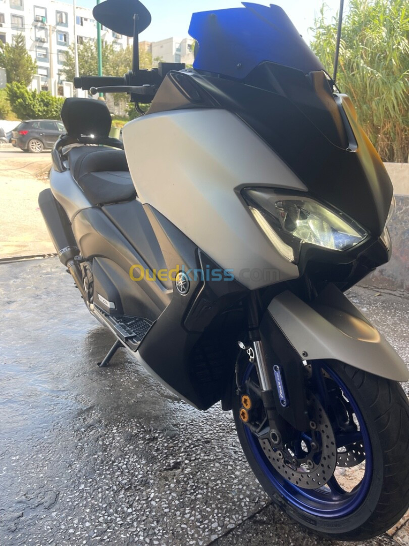 Yamaha T max dx 2019