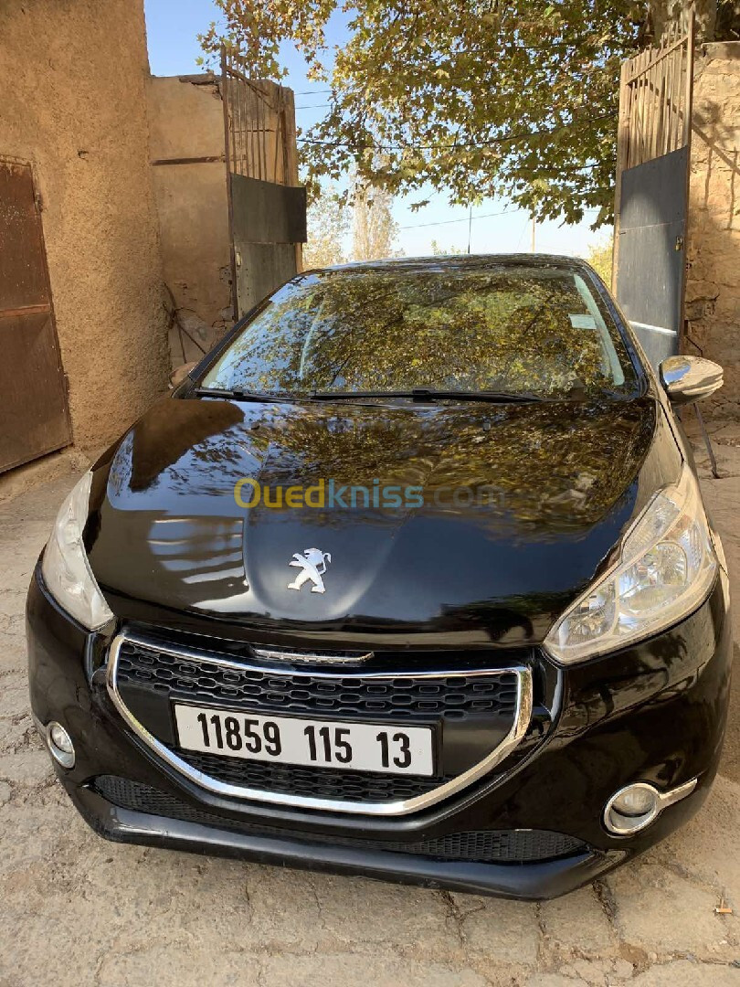 Peugeot 208 2015 208