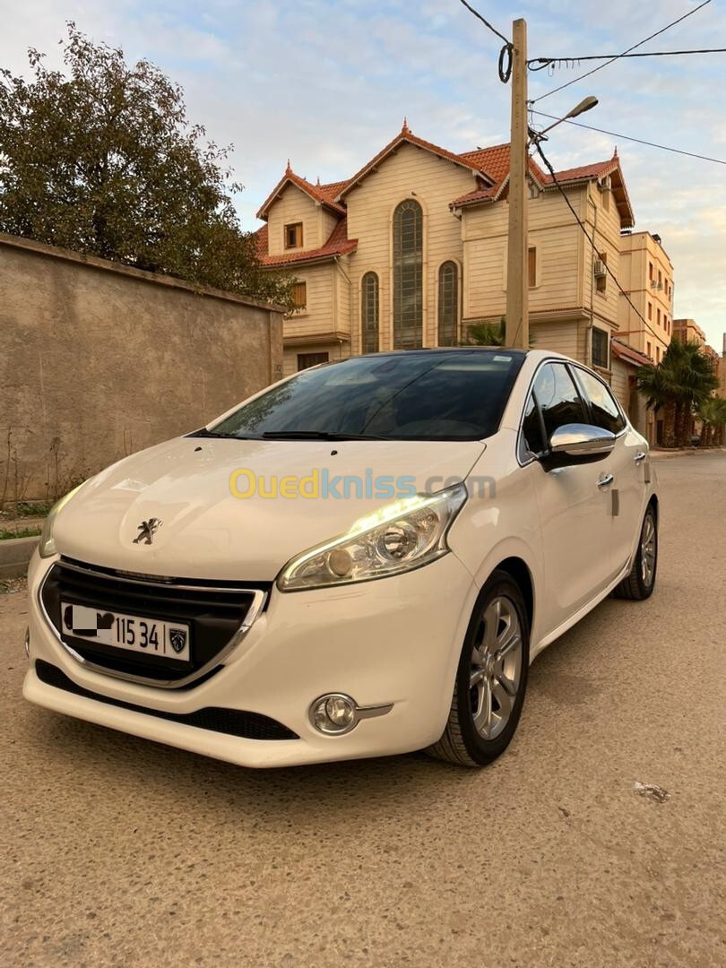 Peugeot 208 2015 Allure