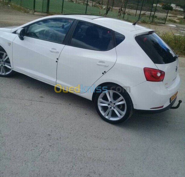 Volkswagen Ibiza 2012 