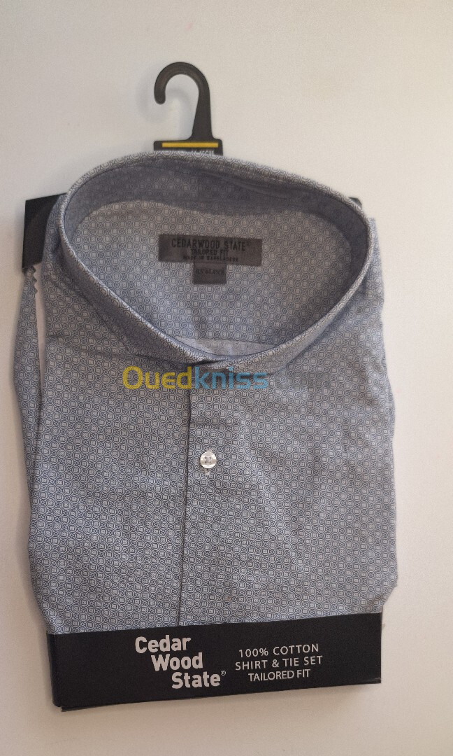 Vends chemise XL (Cedar Wood- anglaise) 