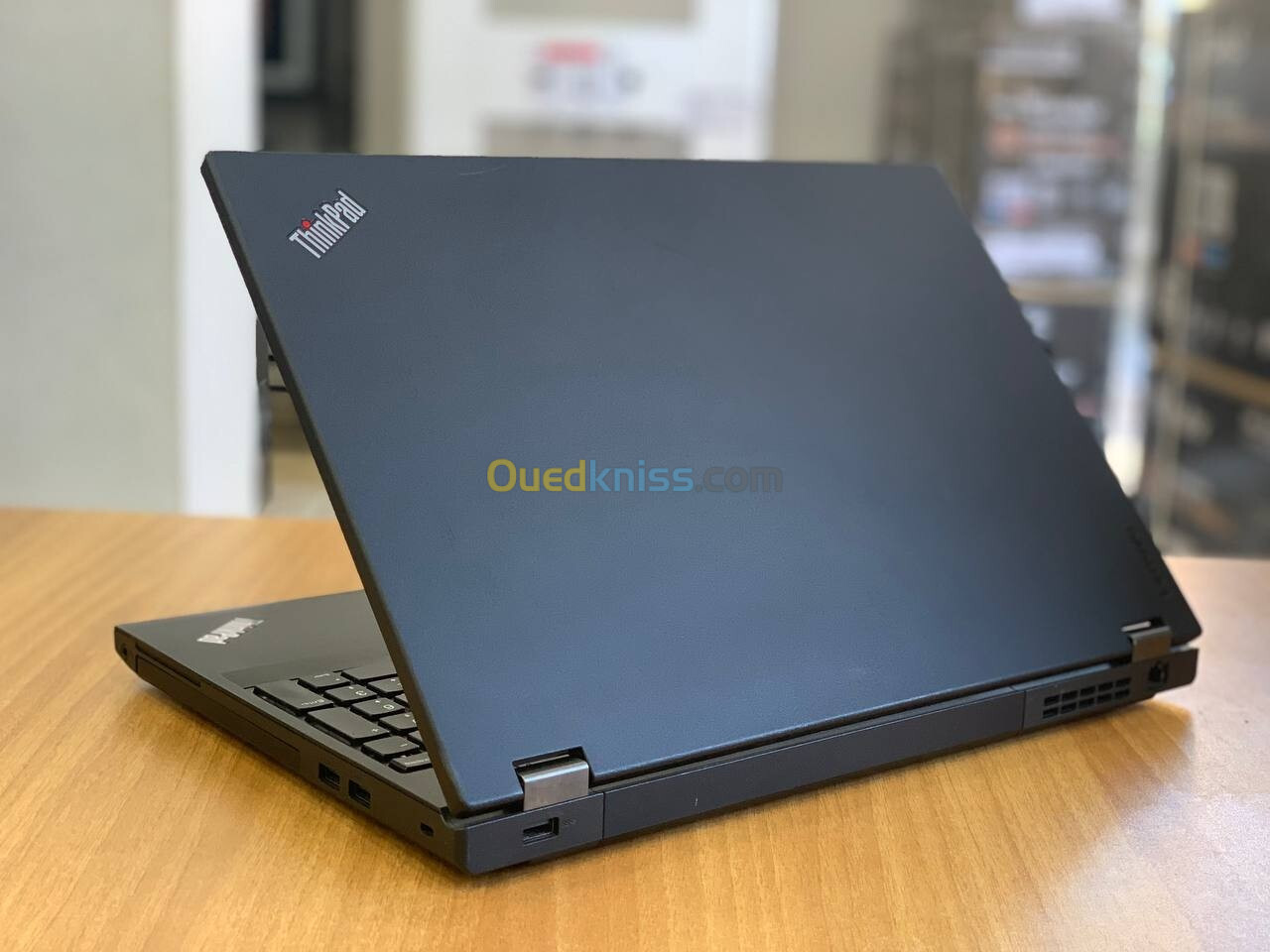 THINKPAD L 570 / INTEL I5 6 EME / 8 G / 256 SSD / 15.6 HD+CARTABLE