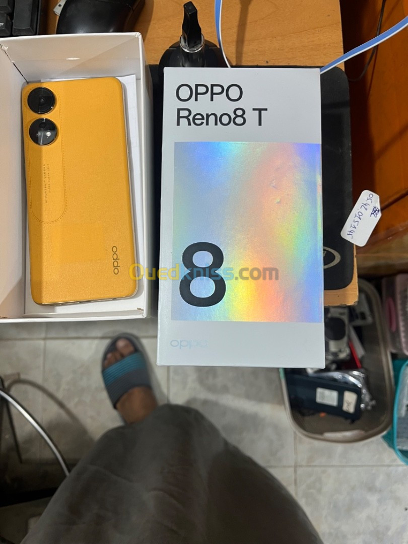 Oppo Reno8T