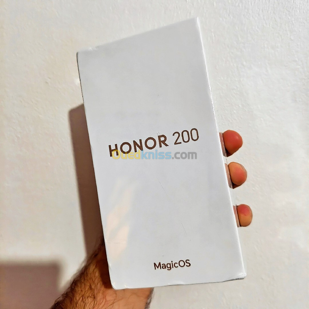 Honor 200