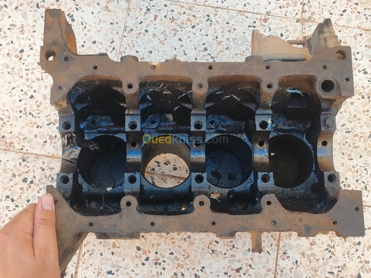 Bloc moteur opel corsa 1997