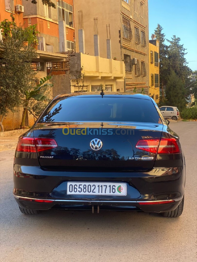 Volkswagen Passat 2017 Bleu montion