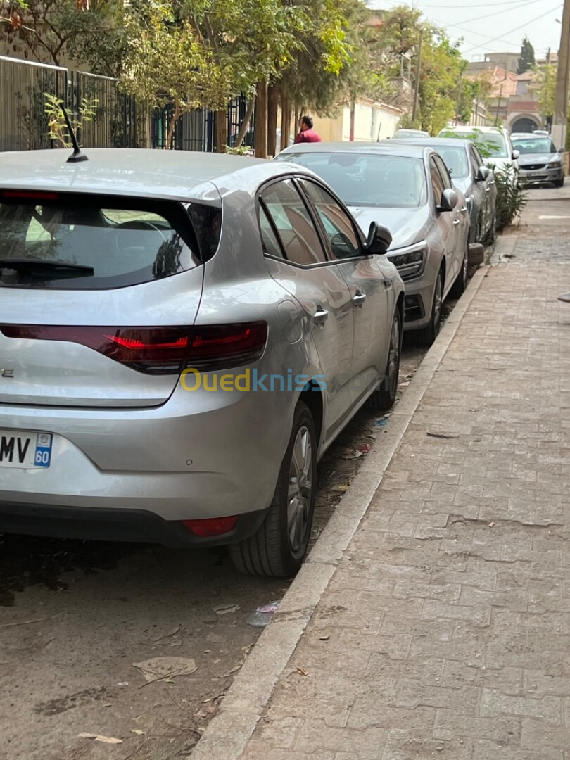 Renault Megane 2022 Business