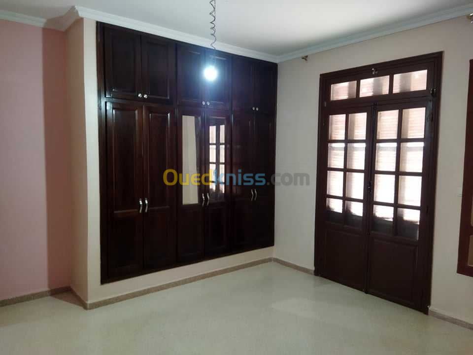 Location Appartement F3 Alger Bouzareah