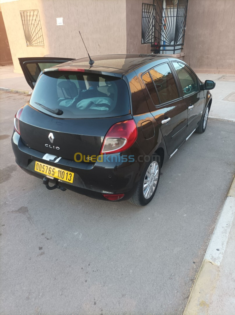 Renault Clio 3 2010 Exception