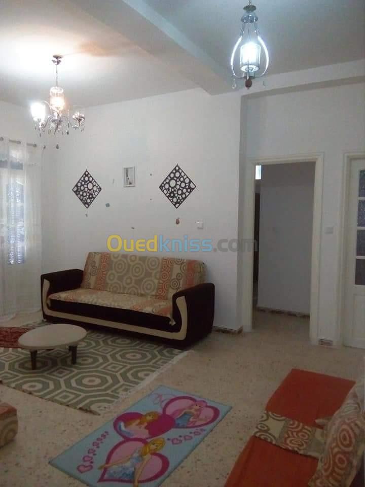 Location vacances Appartement F3 Jijel Taher