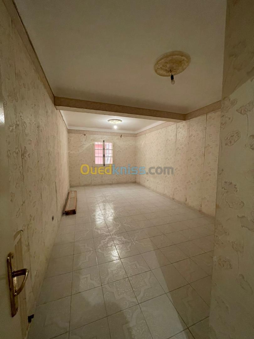 Vente Appartement F6 Blida Blida