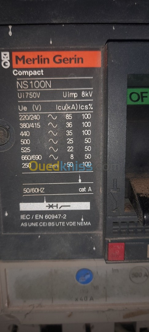 Disjoncteur électrique