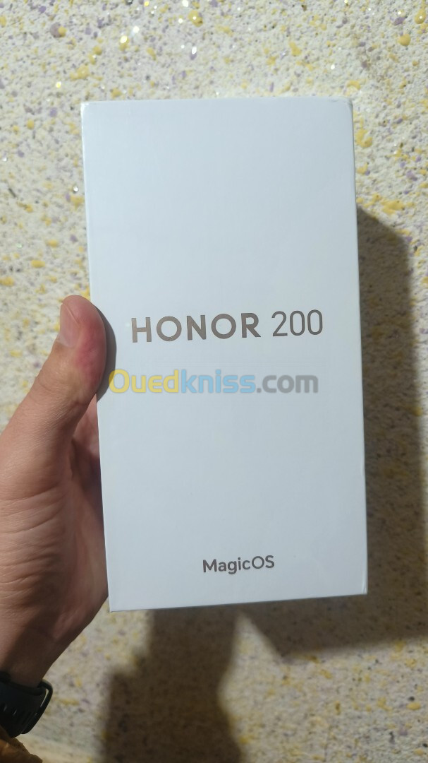 Honor 200