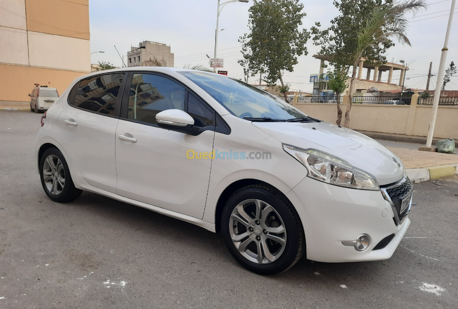 Peugeot 208 2014 Allure