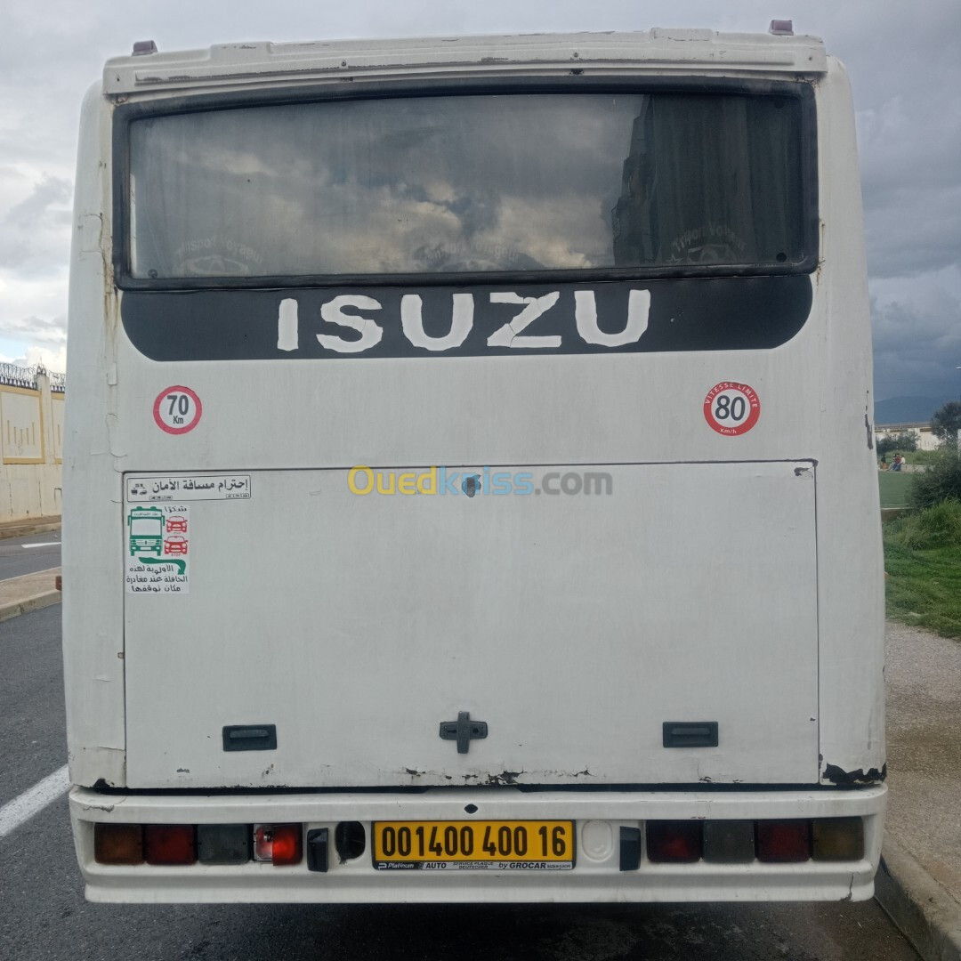 Isuzu MD27 2000