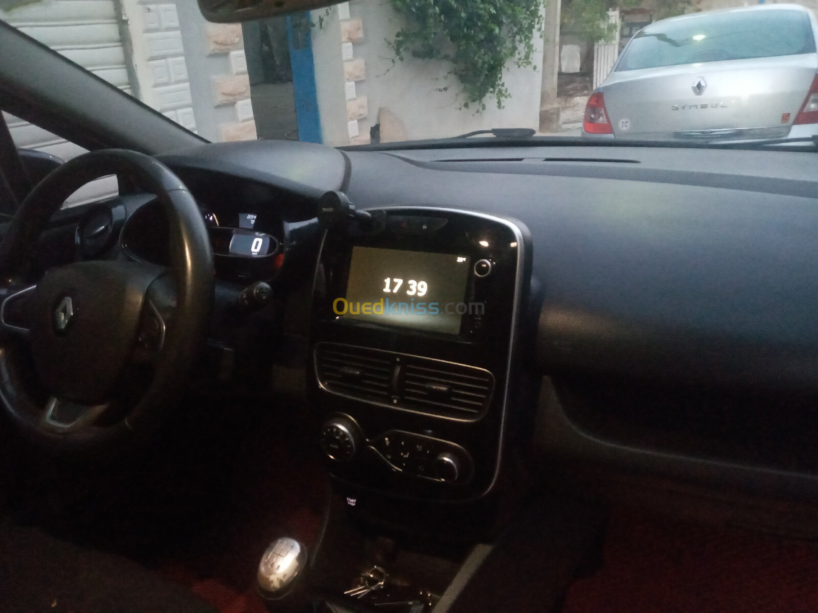 Renault Clio 4 2019 Limited 2