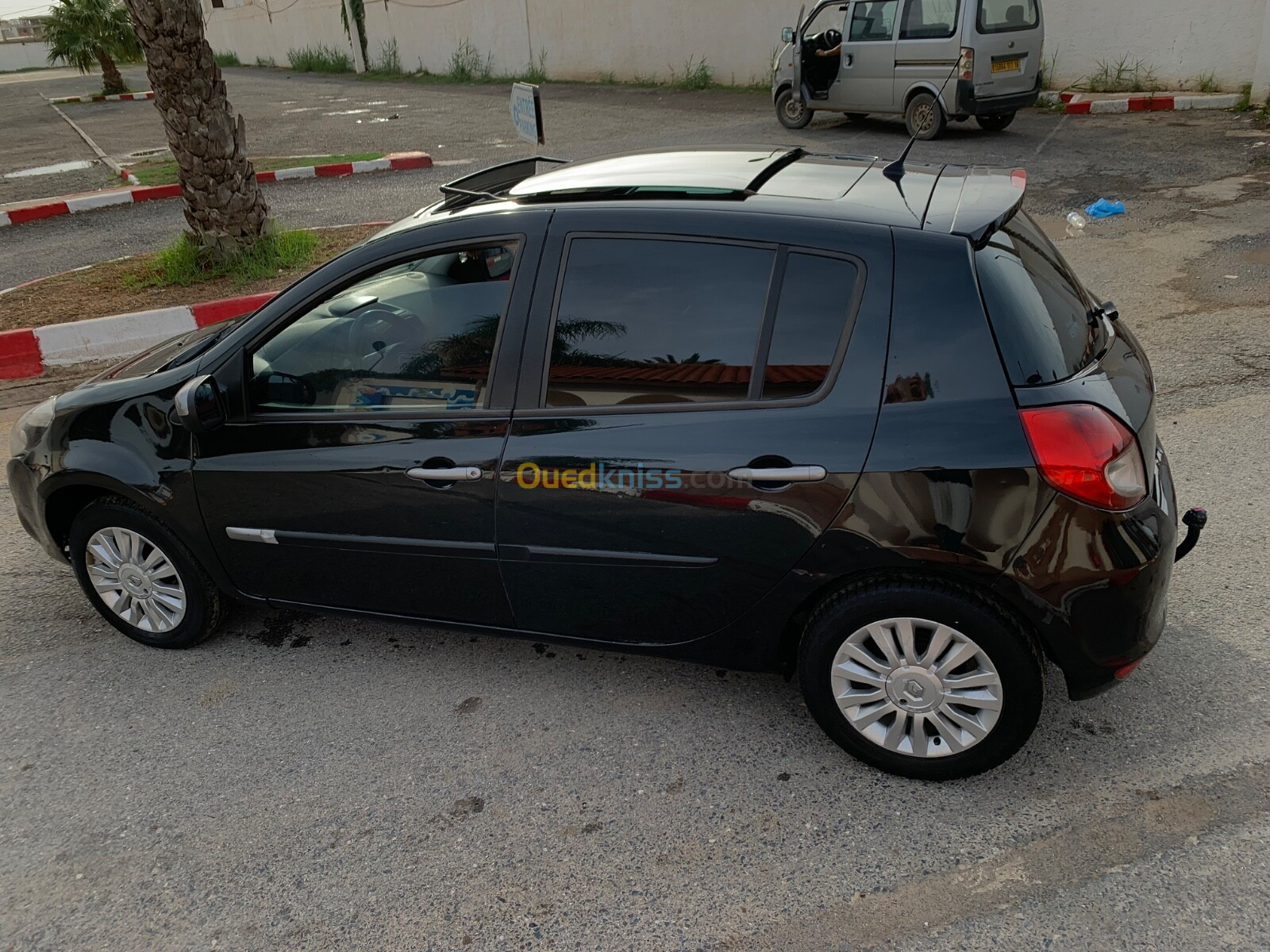 Renault Clio 3 2012 Night and Day