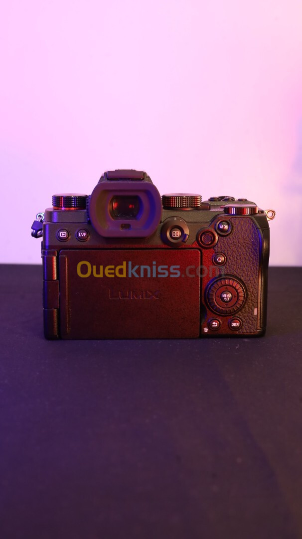 LUMIX S5 