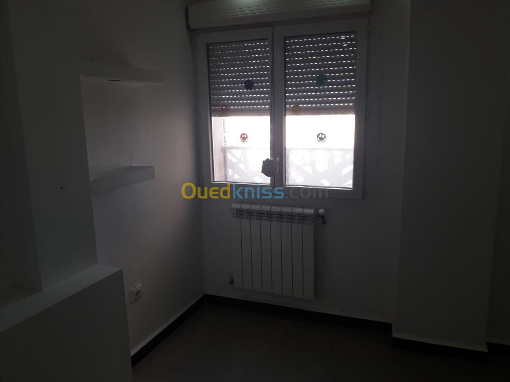 Location Appartement F3 Boumerdès Corso