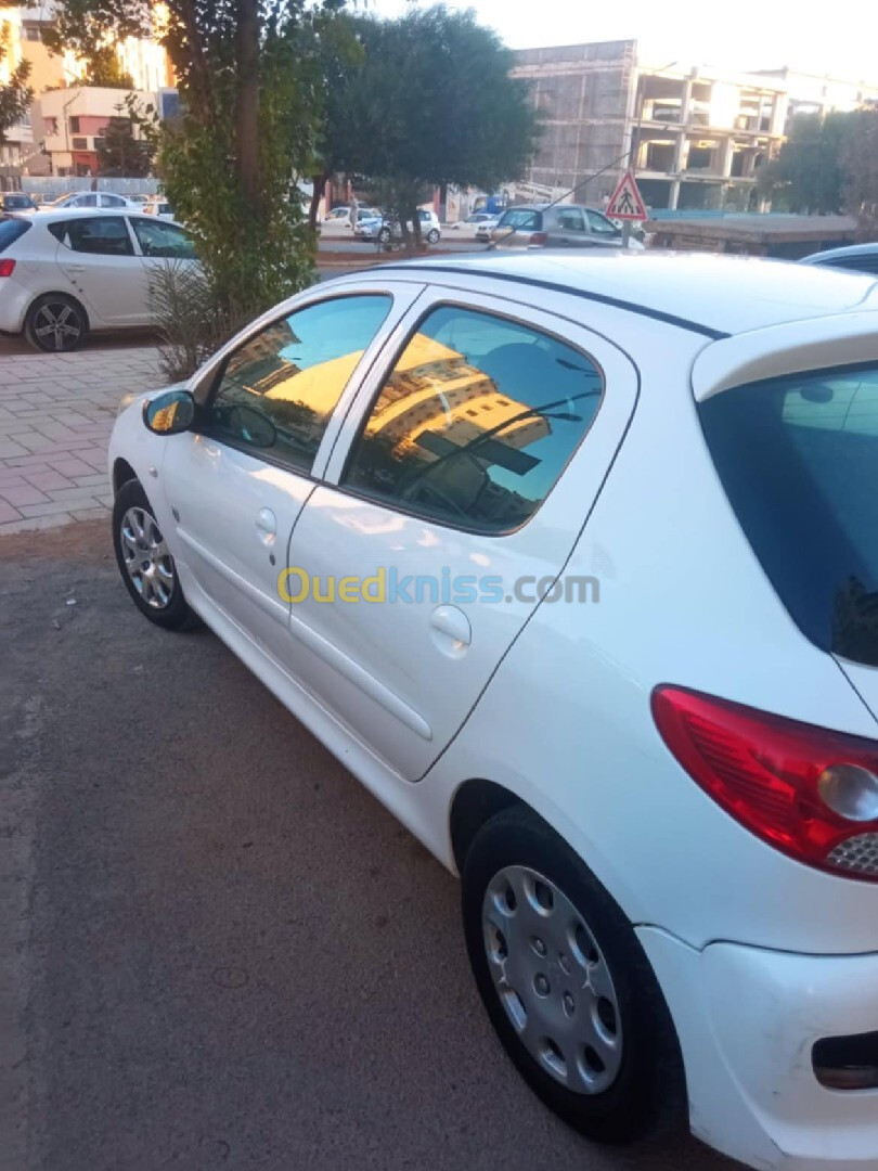 Peugeot 206 Plus 2012 206 Plus