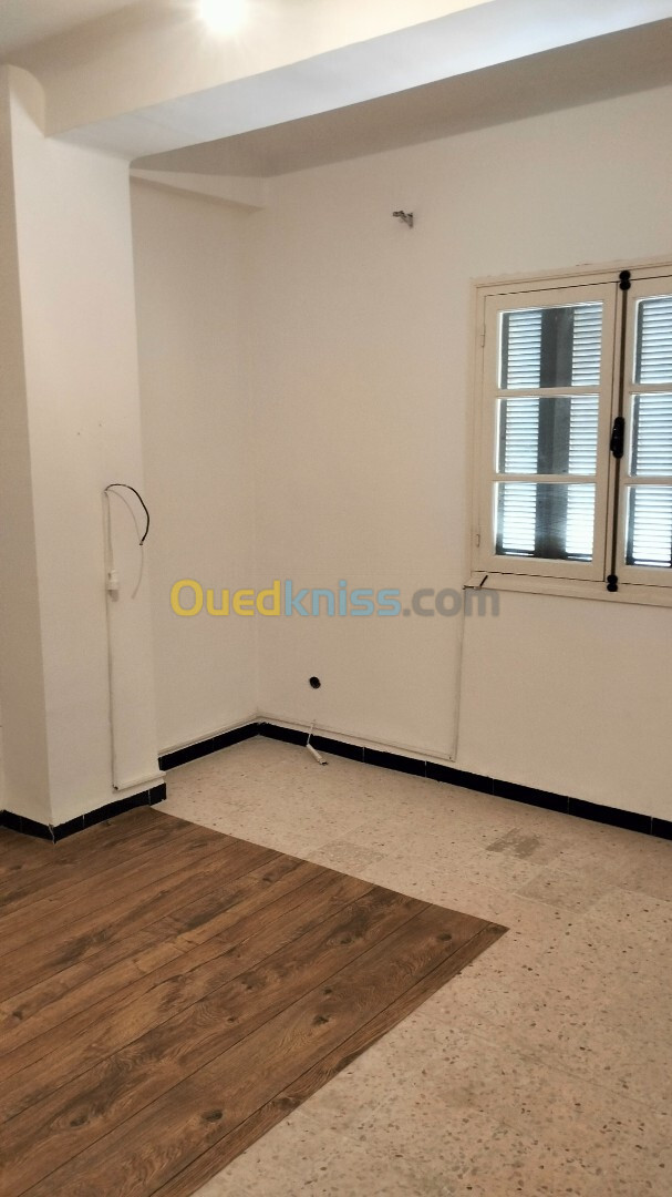 Location Appartement F4 Alger El achour