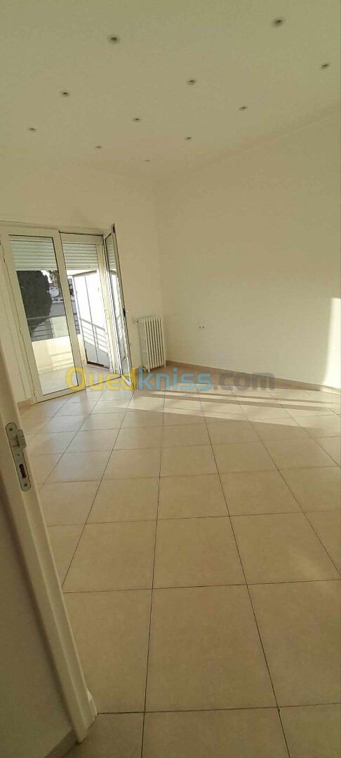 Location Appartement F5 Alger Hydra