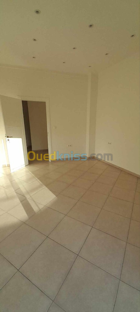 Location Appartement F5 Alger Hydra