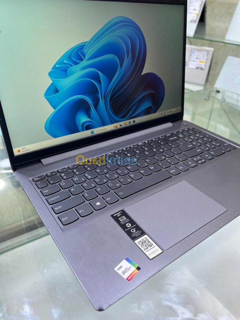 IDEAPAD 3 i7-11eme 01tb 16GB 