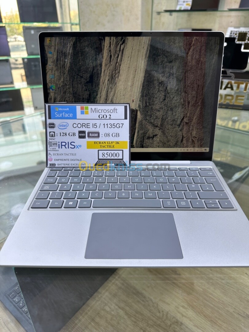 SURFACE GO 2 i5 / 1135G7 128-08GB