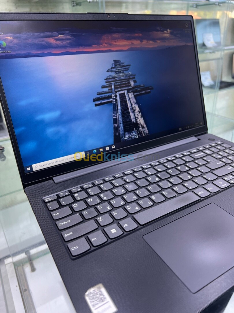 LENOVO V15 i5 / 1135G7 256/08GB 15*