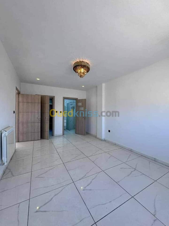 Vente Appartement F2 Alger Bordj el kiffan