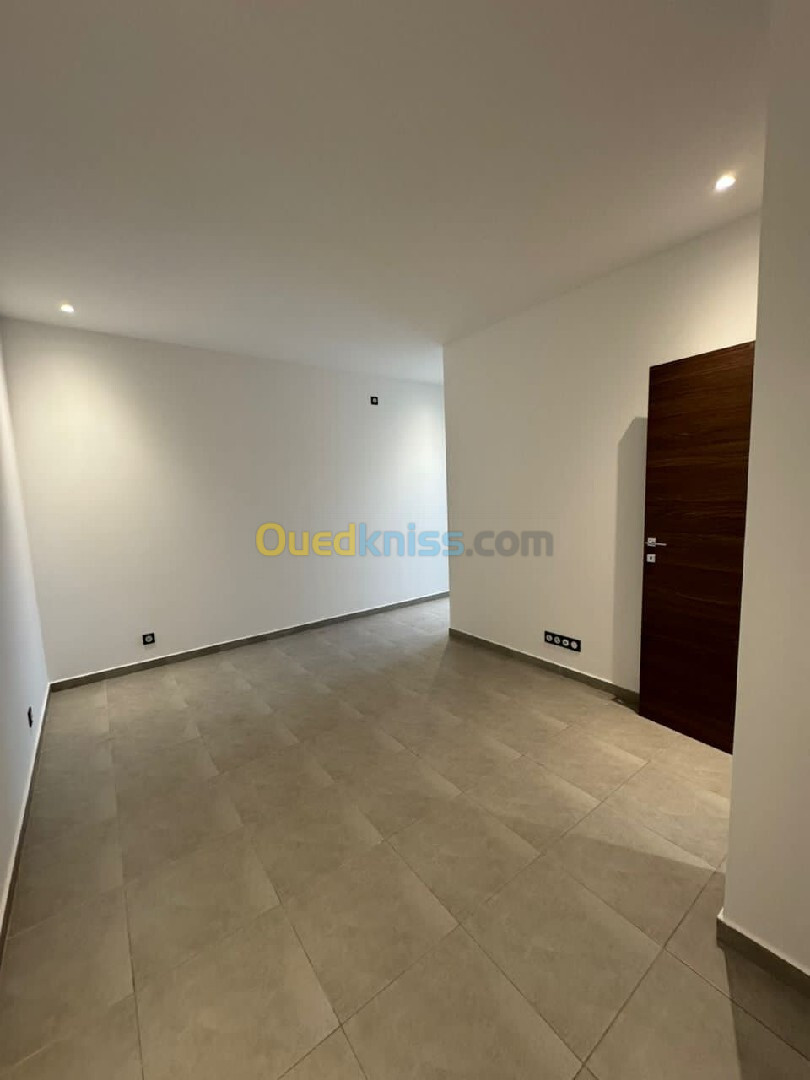 Vente Appartement F4 Alger Bordj el kiffan