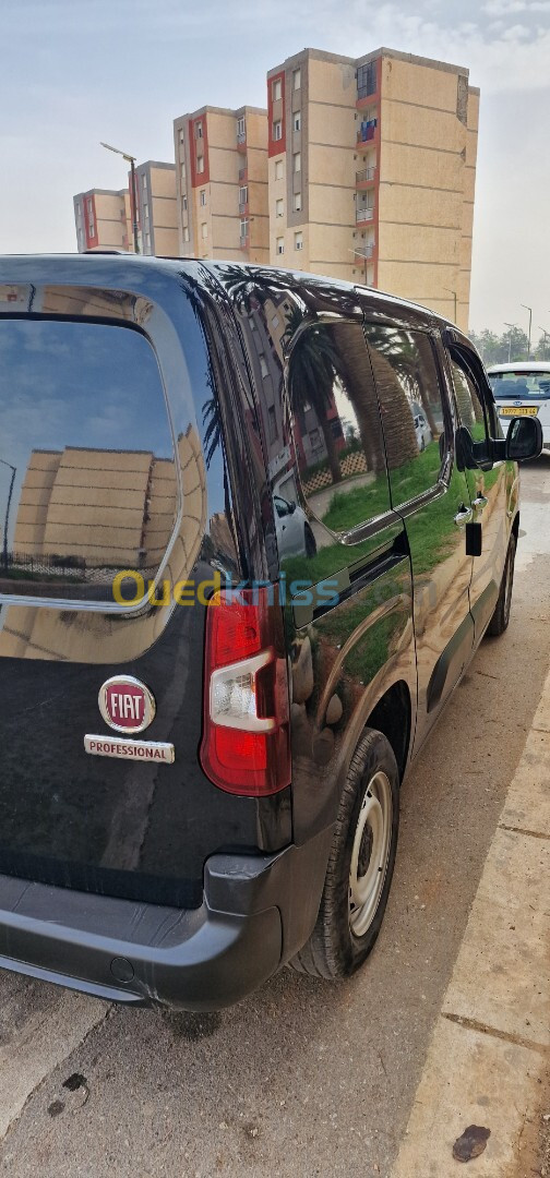 Fiat Doblo 2024 Black