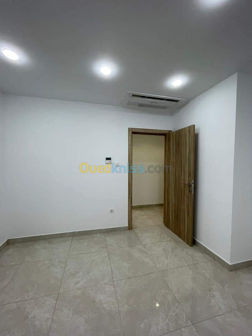 Vente Appartement F4 Alger Bordj el bahri