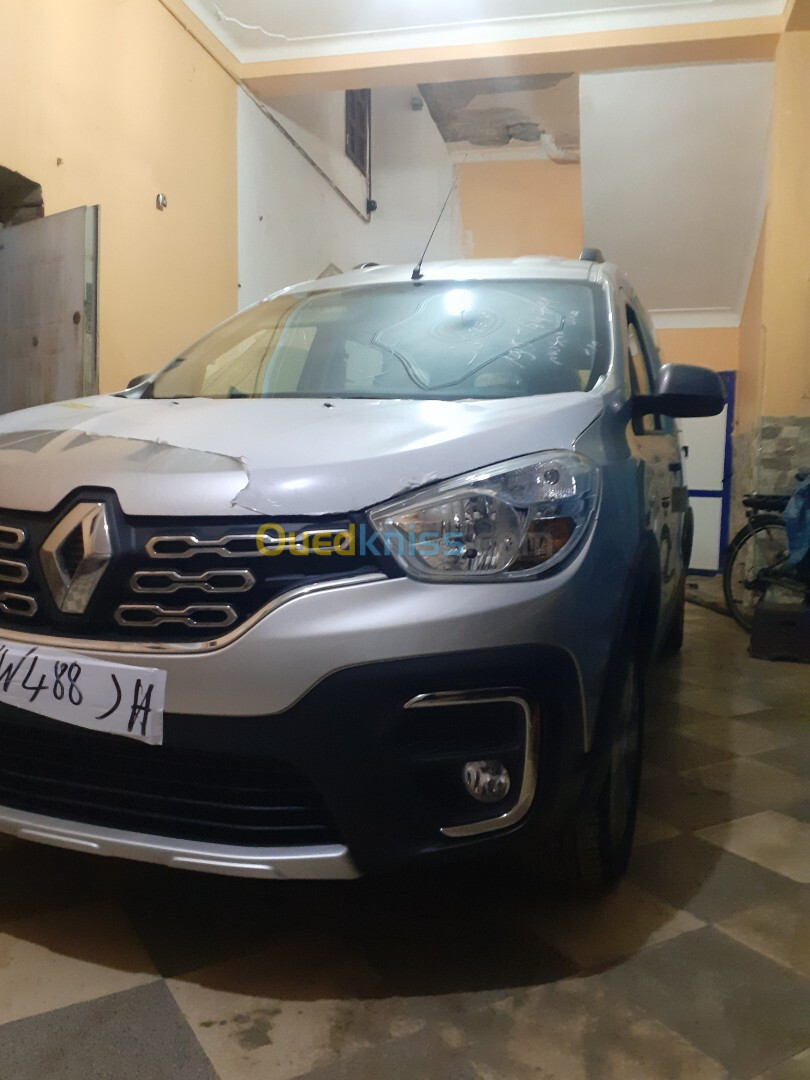 Renault Kangoo stepway 2024 