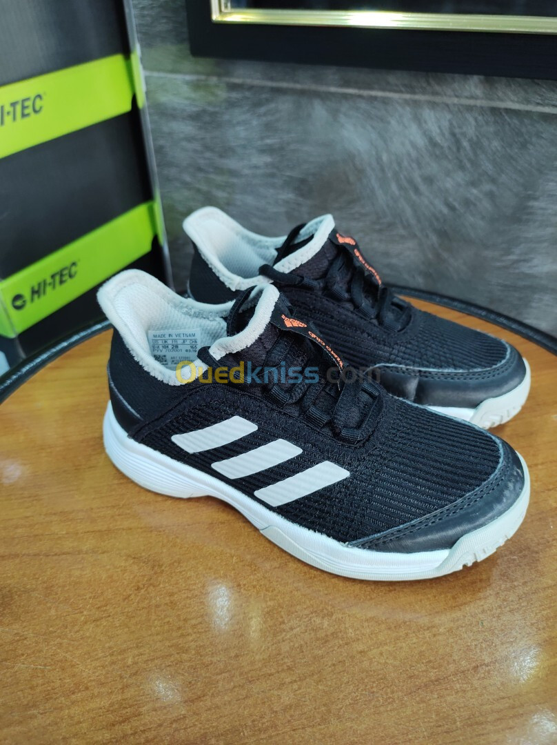 Adidas (pointure 28