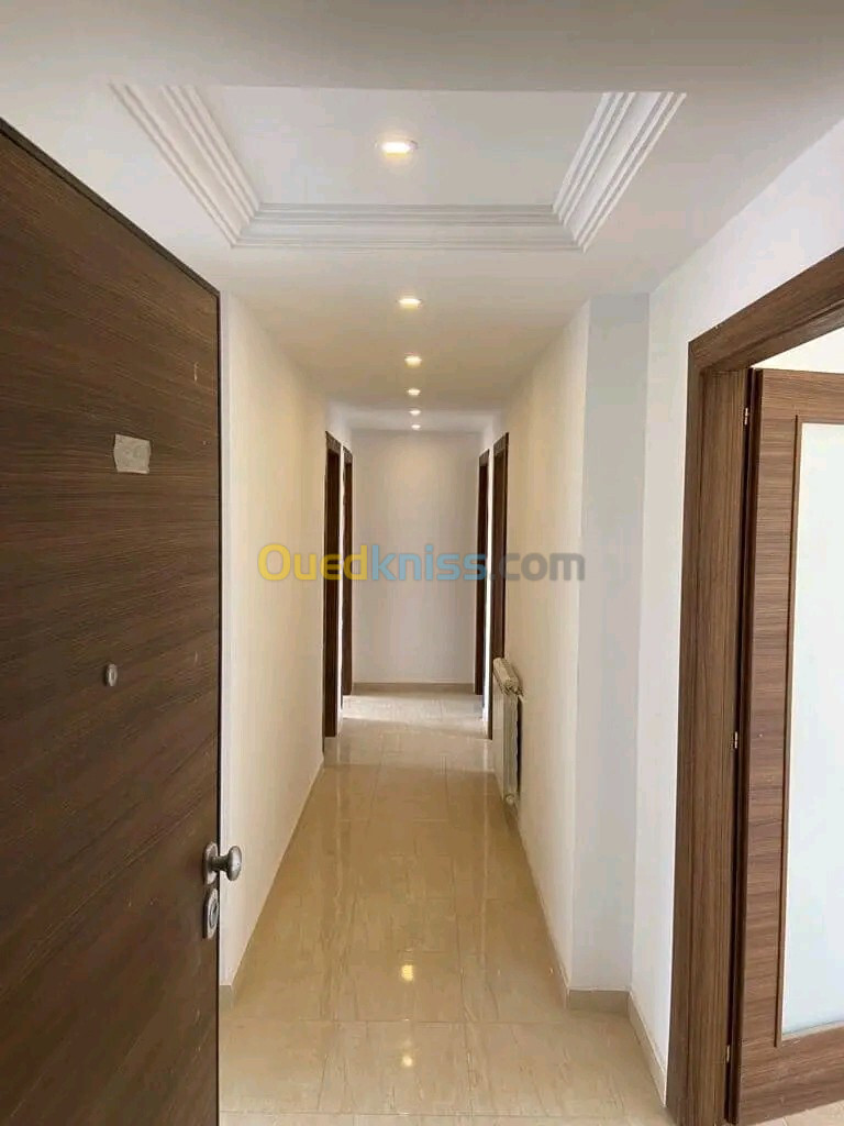 Vente Appartement F5 Alger Bordj el bahri