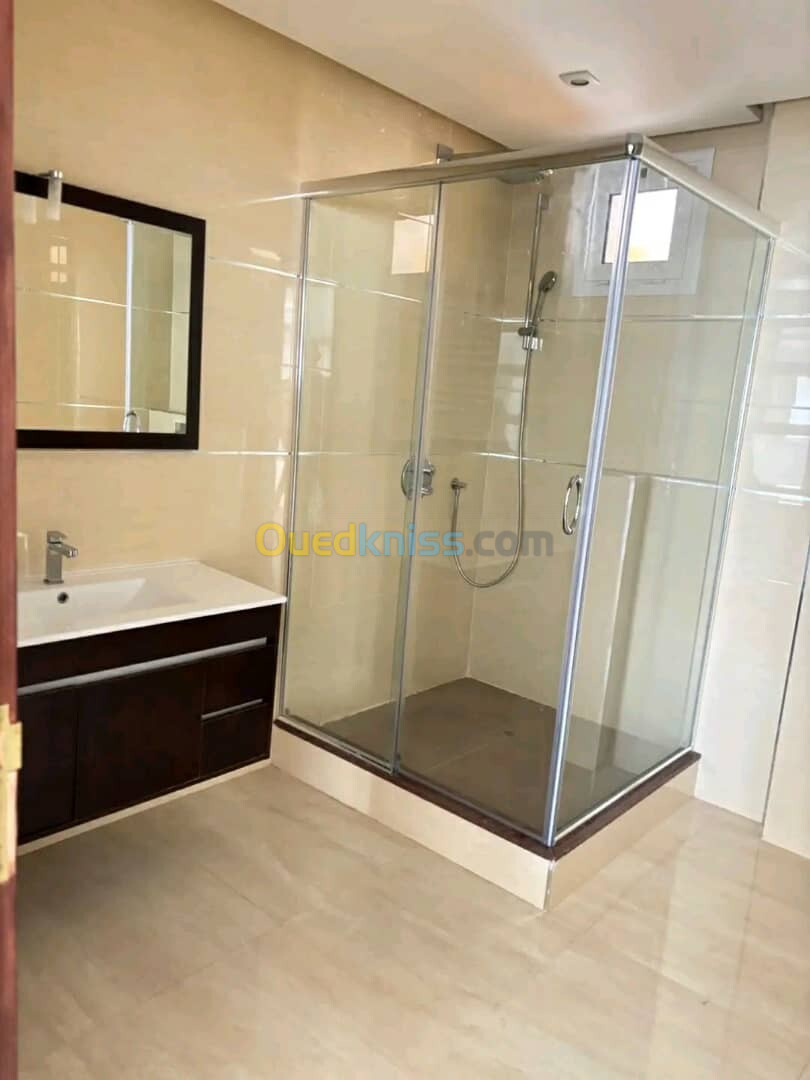 Vente Appartement F5 Alger Bordj el bahri