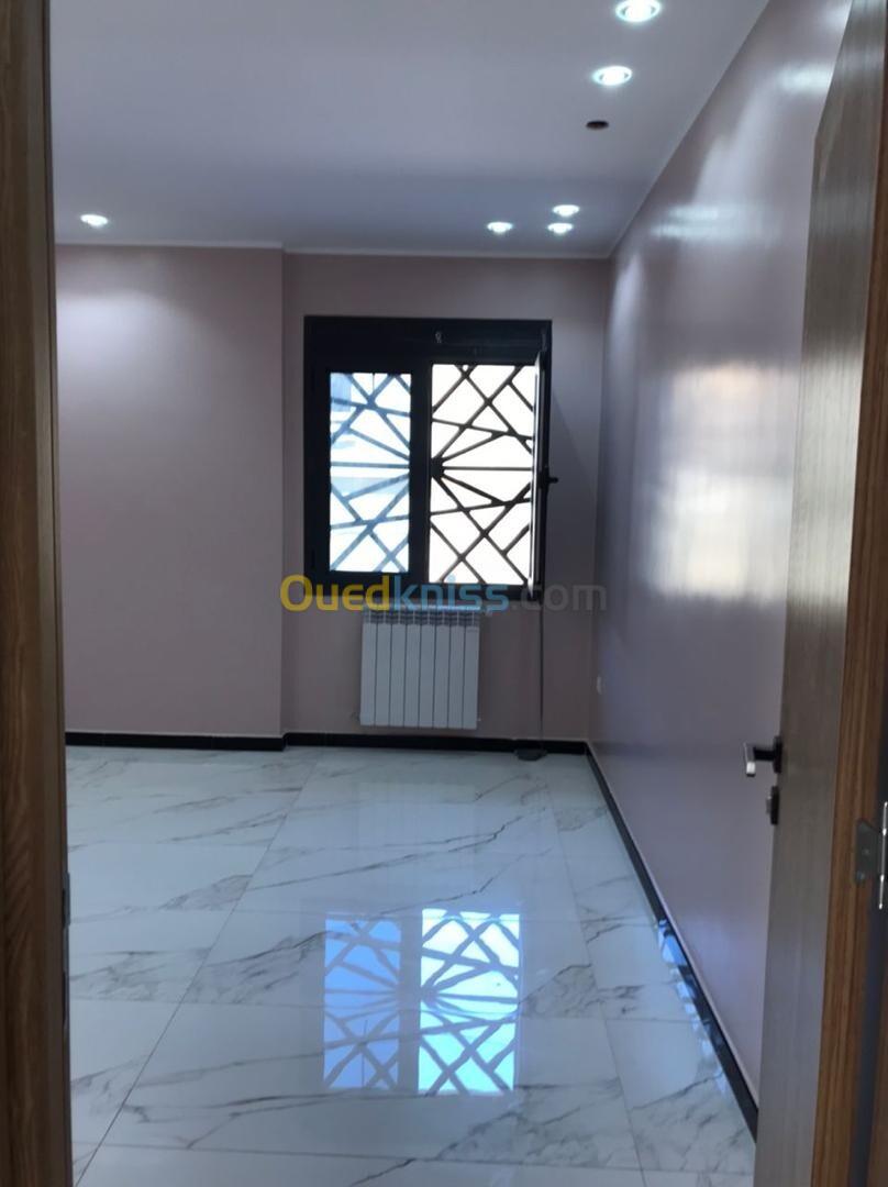 Vente Appartement F3 Alger Ain taya