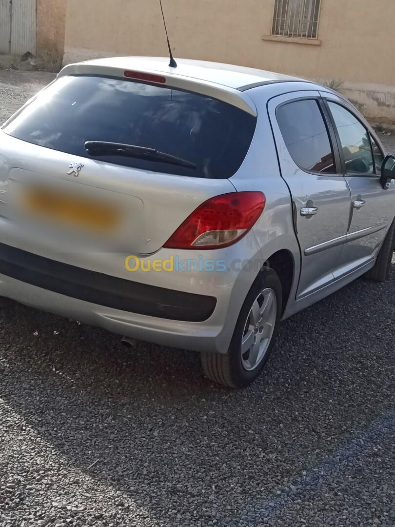 Peugeot 207 2012 