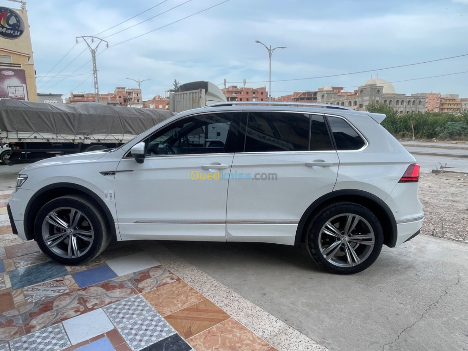 Volkswagen Tiguan 2019 R Line