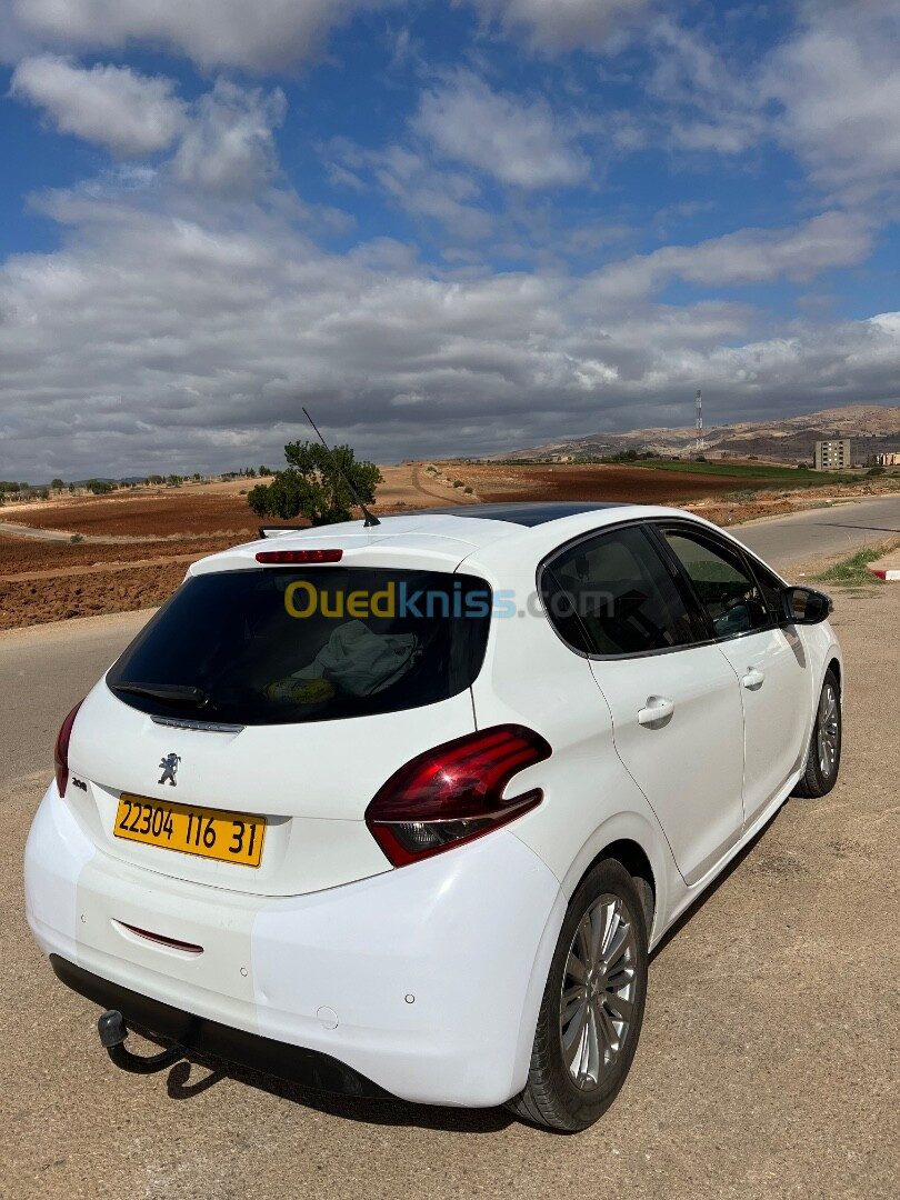 Peugeot 208 2016 Allure Facelift