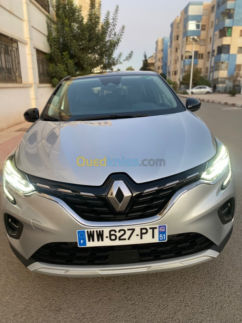 Renault Captur 2023 Tichno